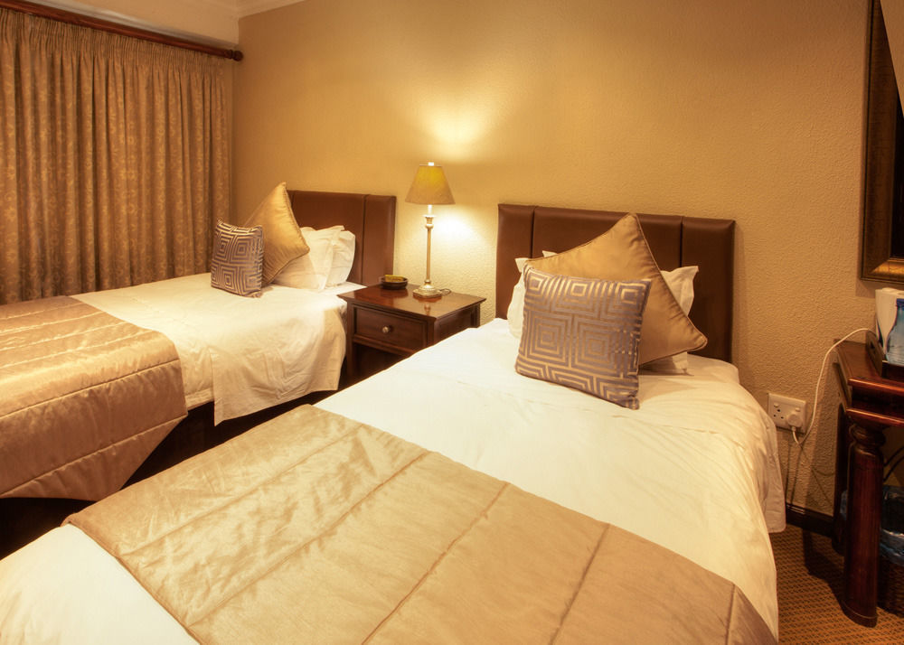 Black Eagle Hotel & Spa 루드푸르트 외부 사진